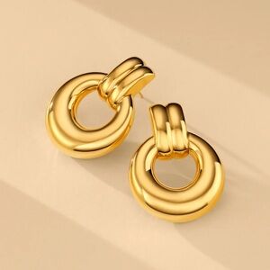 EUC Aureum Collective Elodie Petite Earrings in Gold